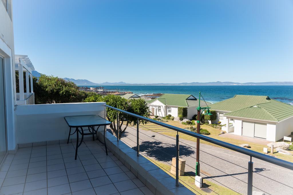 Whale View Self Catering Apartment Hermanus Dış mekan fotoğraf